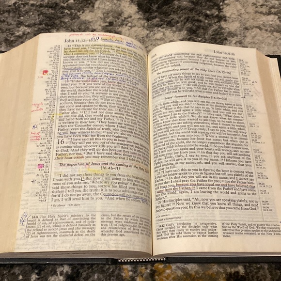 RSV Harper Study Bible Hardback Preowned - Picture 9 of 10